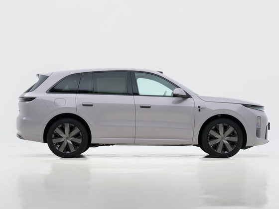 Lixiang L6 — правый профиль