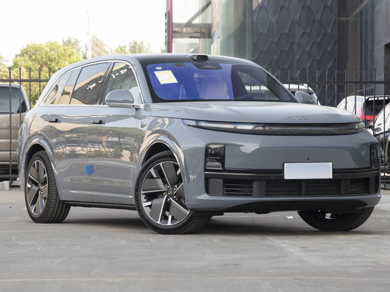 Lixiang L7 — перёд ¾ справа